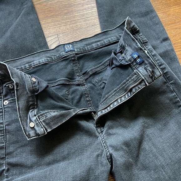 Gap High Rise Legging - Picture 4 of 5